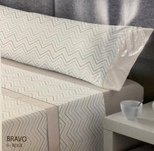 Load image into Gallery viewer, Bravo Flannel Bed Sheet Set
